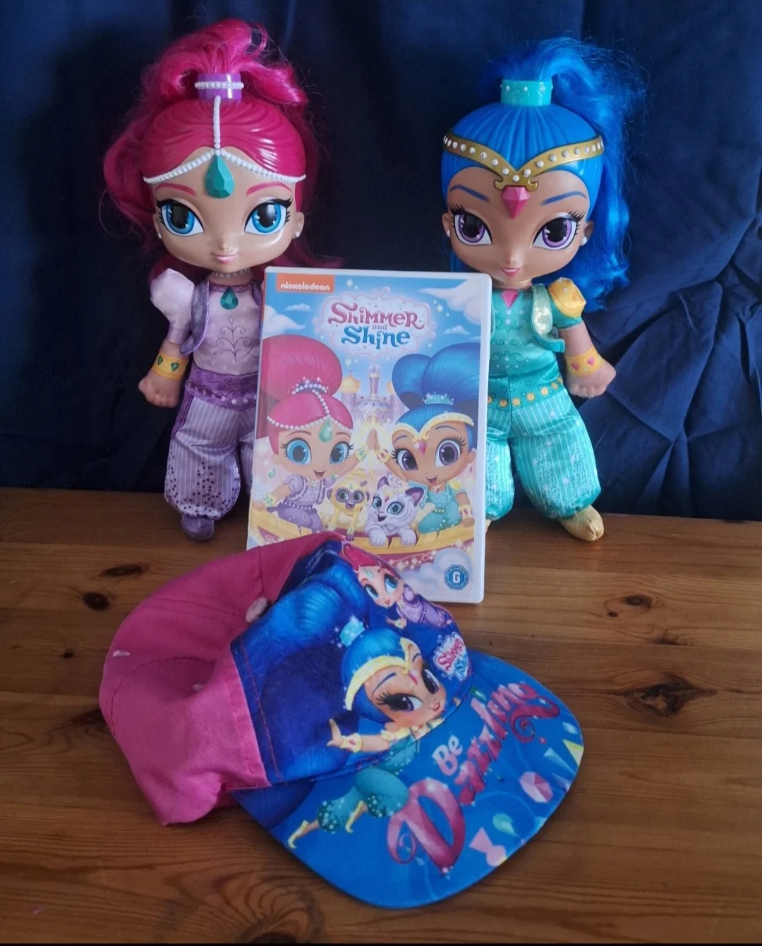 12" Shimmer & Shine Talking Genie Dolls With Loads Of Sayings & Cap & DVD Bundle