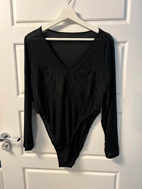Shein curve black bodysuit size 2XL
