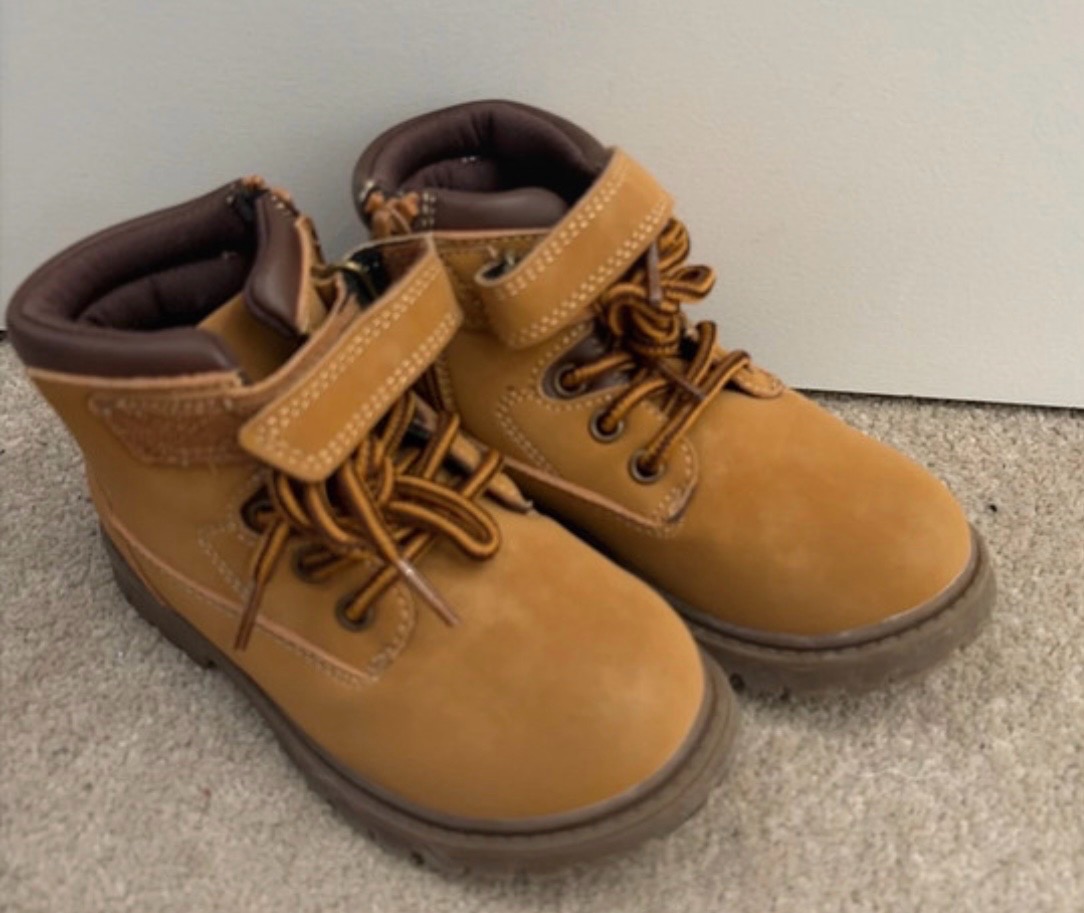 F&F boys brown boots uk9 (kids)
