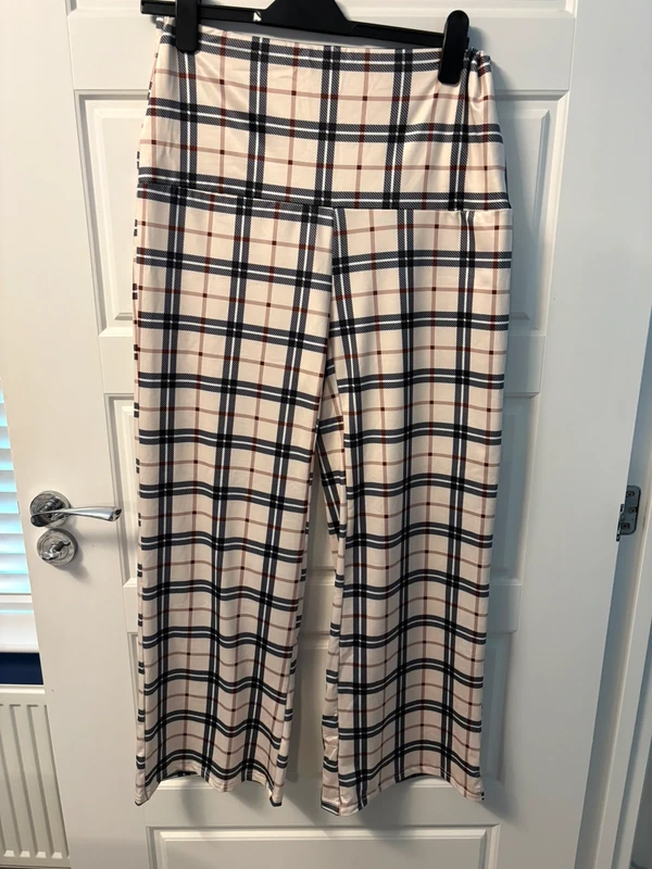 Shein ladies cream checked trousers size XL
