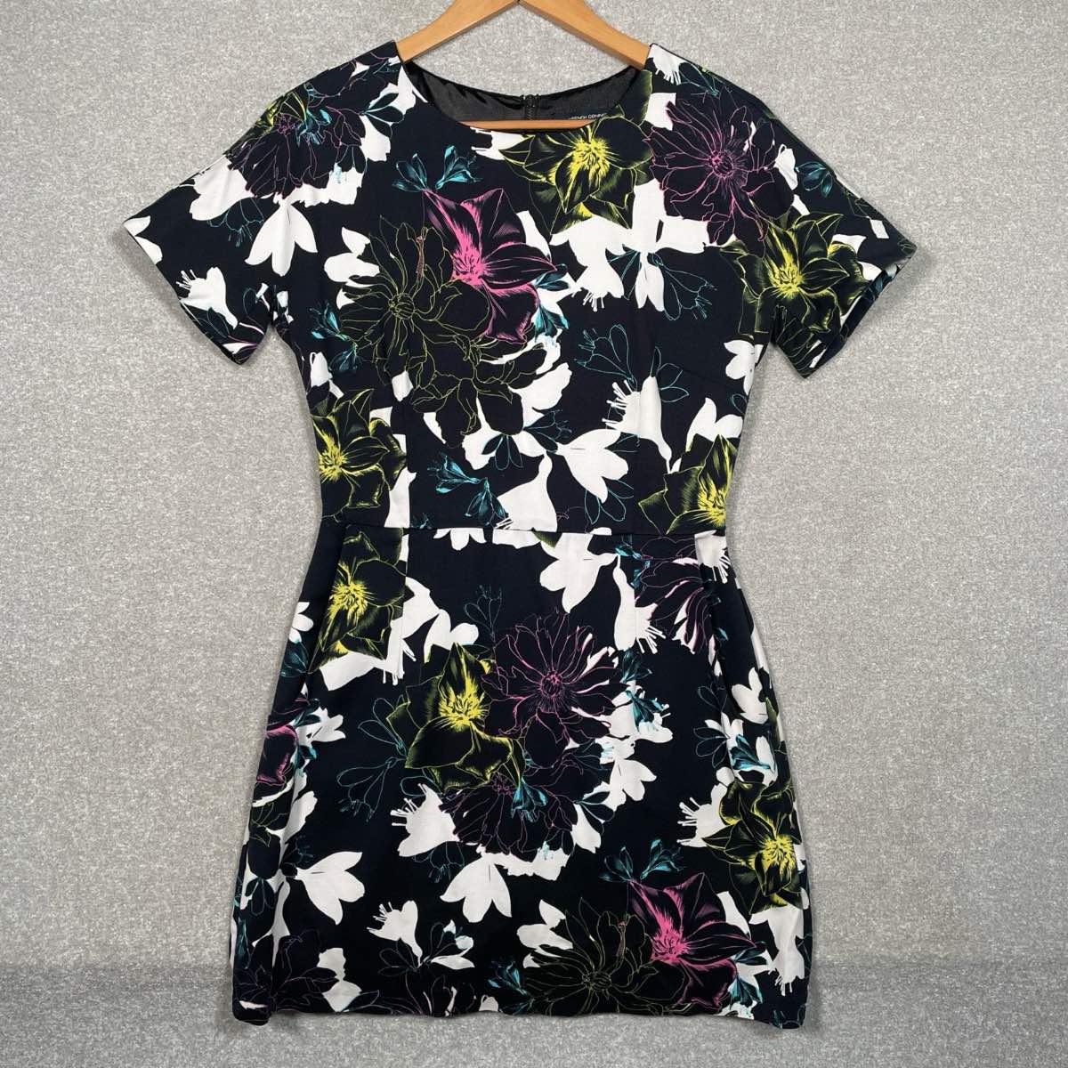 French Connection Women’s Mini Dress Floral Short Sleeve UK 12 Pockets stretchy