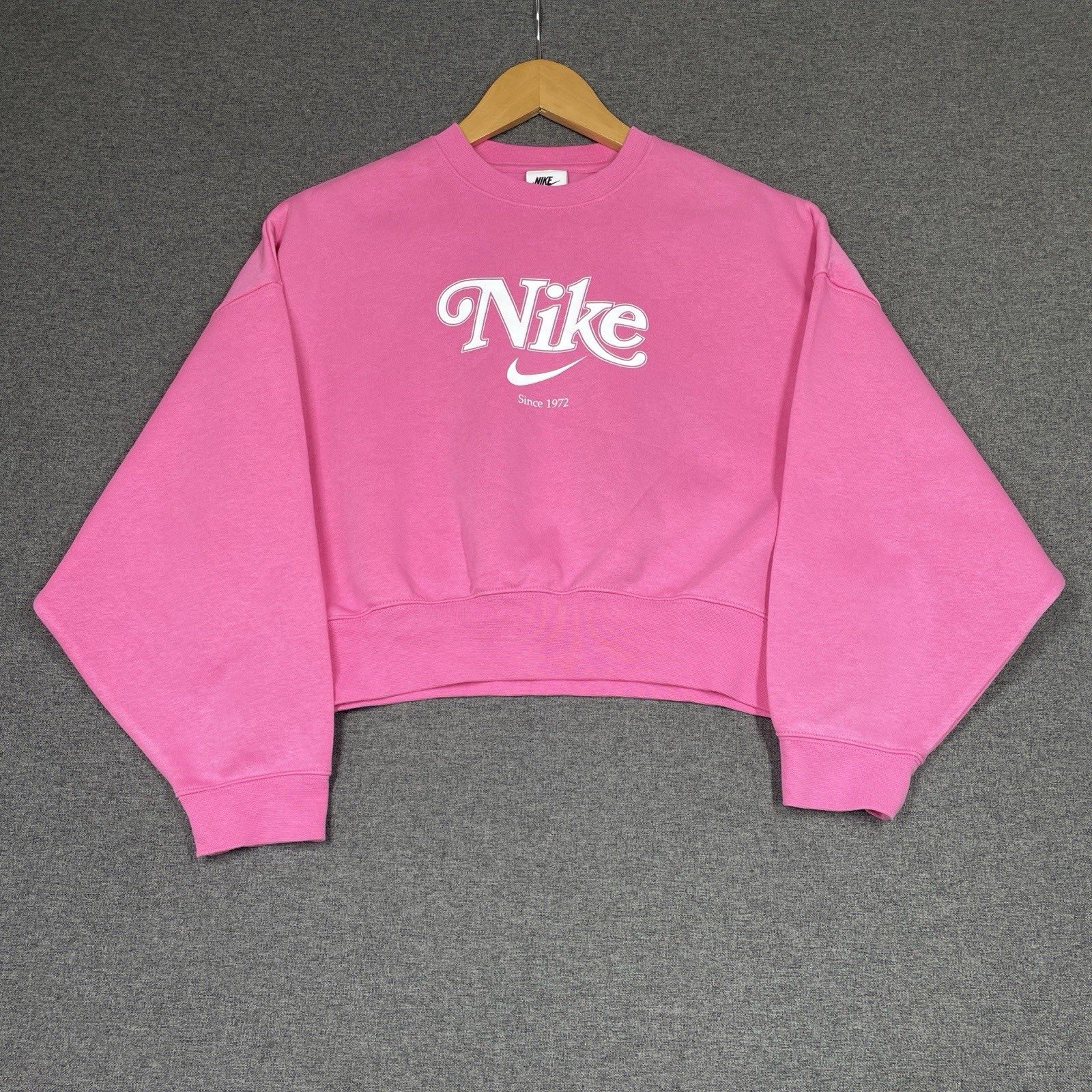 Nike Sportswear Girls Cropped Fleece Sweatshirt Long Sleeve Bright Pink Size M