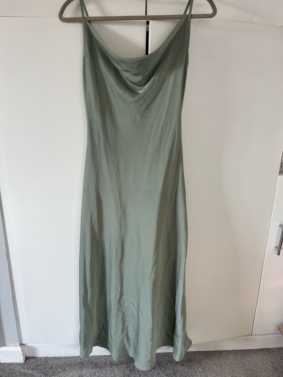 Brand new women’s Satin Sage Summer dress