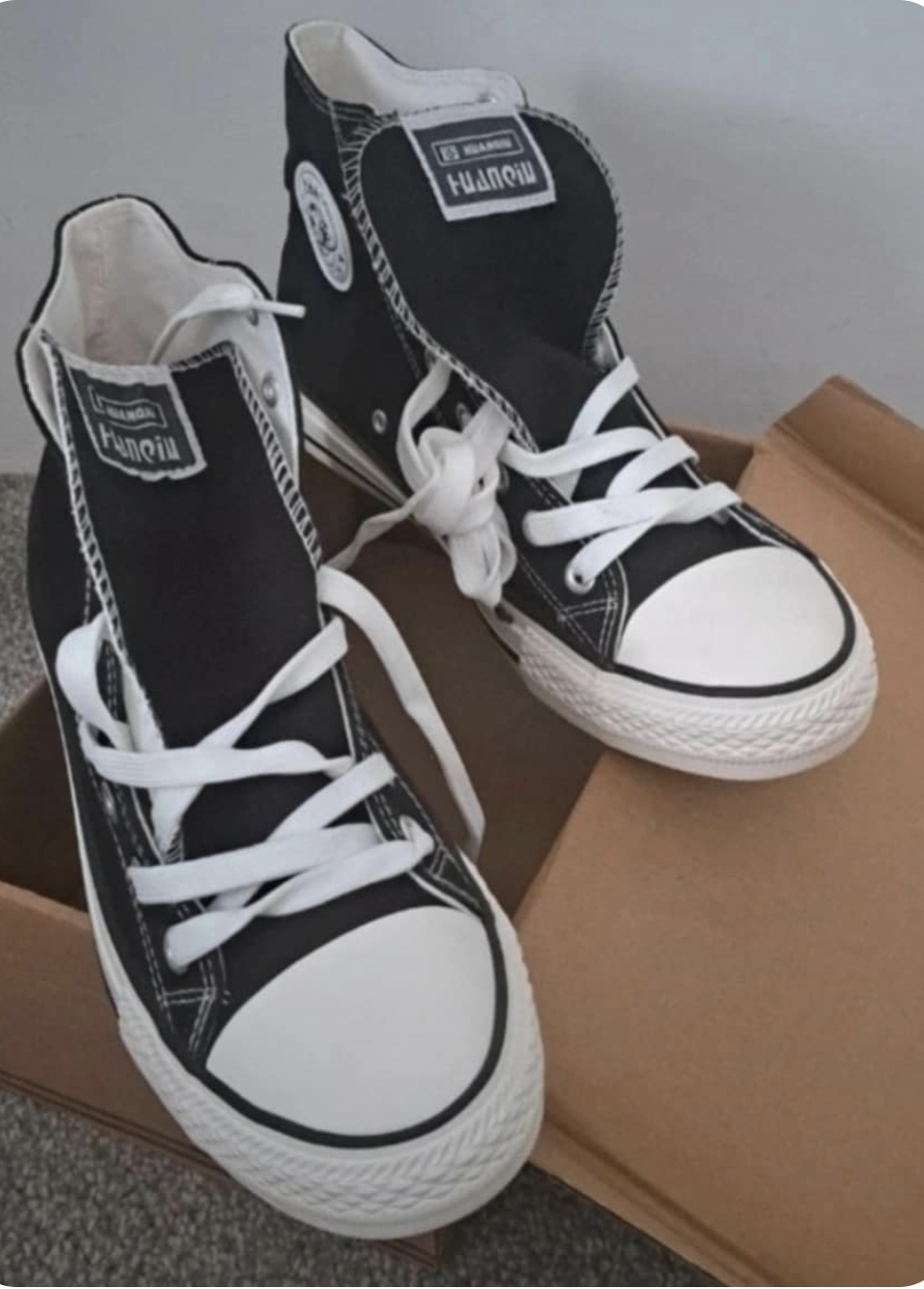 Lovely black trainers uk4 Eu37.5