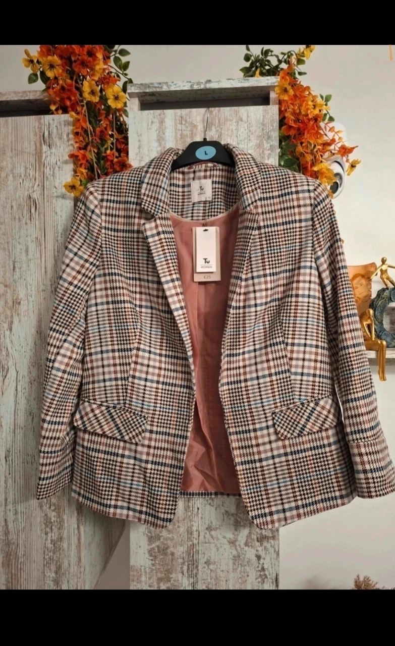 New with tag Tu woman lovely blazer uk10