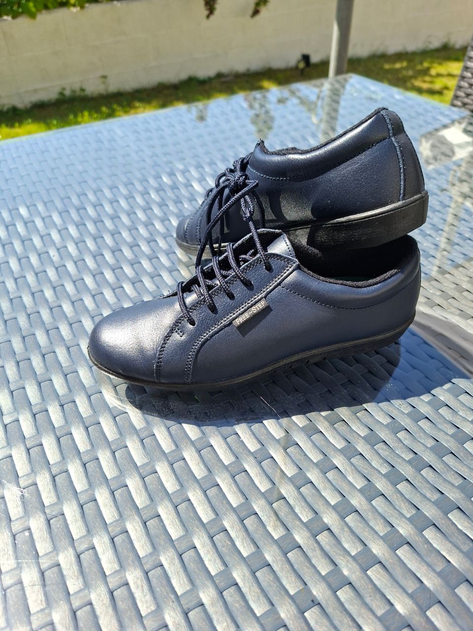 Freestep by Grosby Leather navy flat shoes uk4