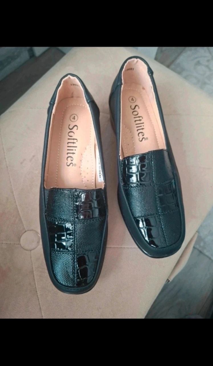 Softlites Shoes black uk4