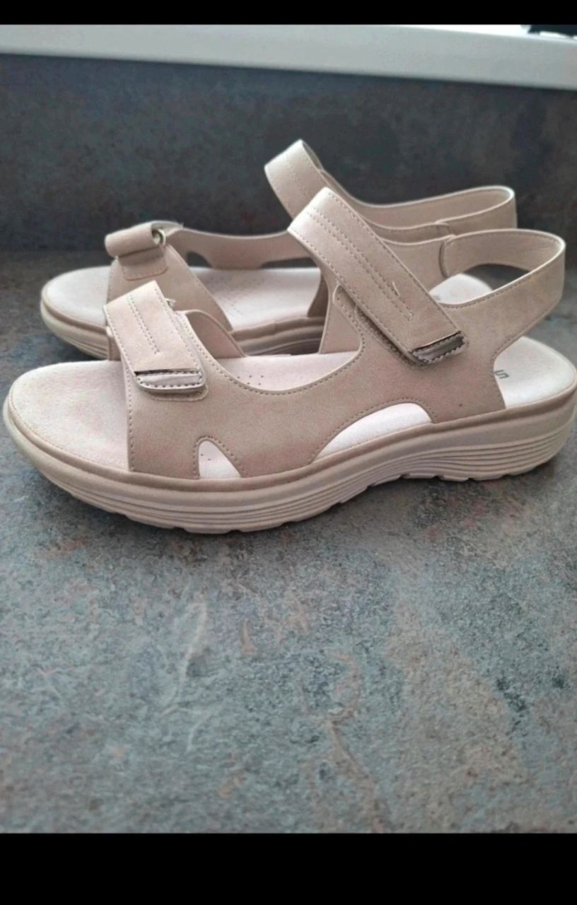 Siketu lovely leather sandals