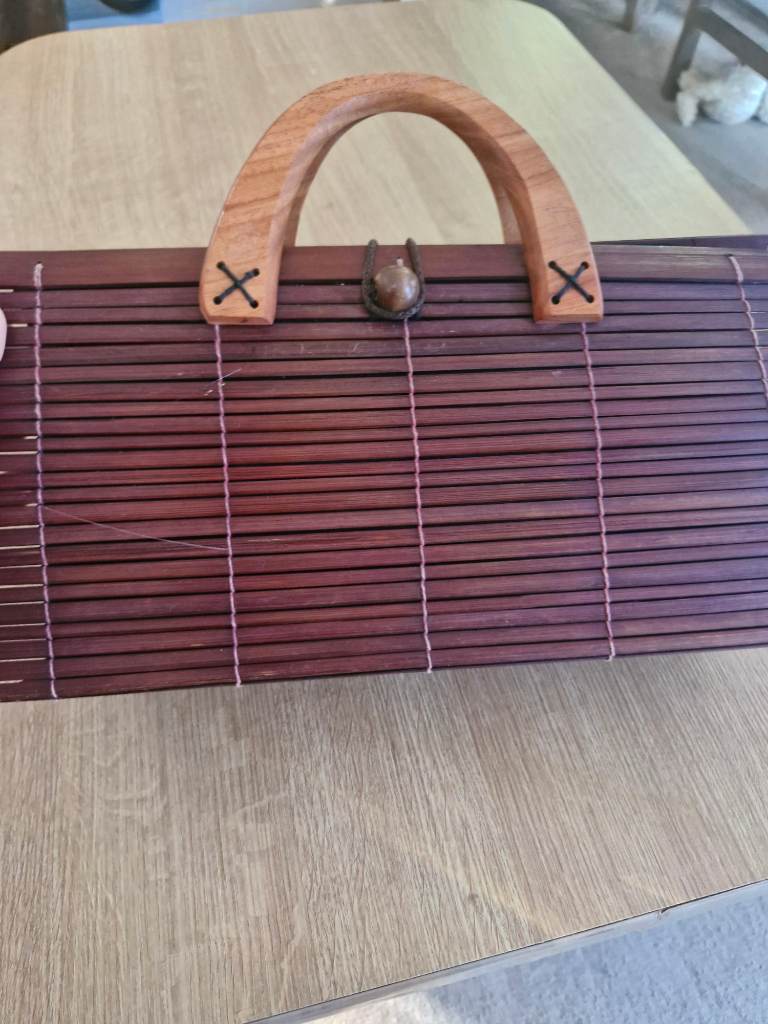 Ladies handbag, no label,  brand new without tags
