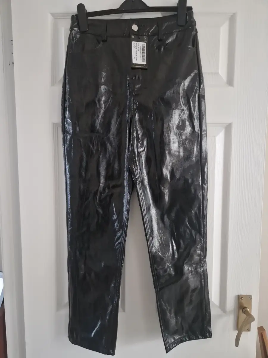 🔥 BNWT Warehouse Black Vinyl Trousers Size 10 🖤 Statement Fashion Piece 🔥  DESCRIPTION
