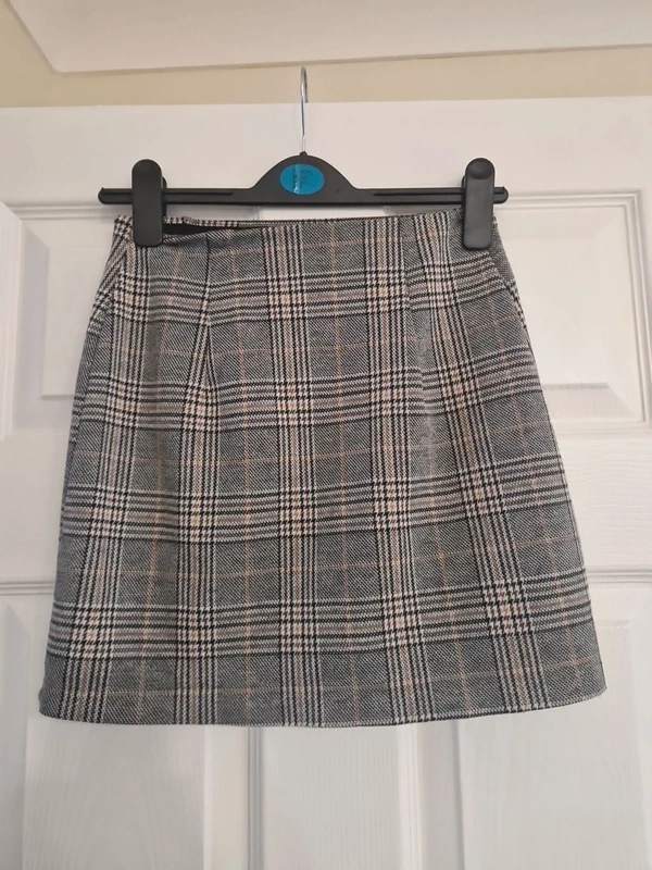 Plaid Y2K Mini Skirt Size XS ✨🖤 Trendy 2000s Style Check Skirt 💫