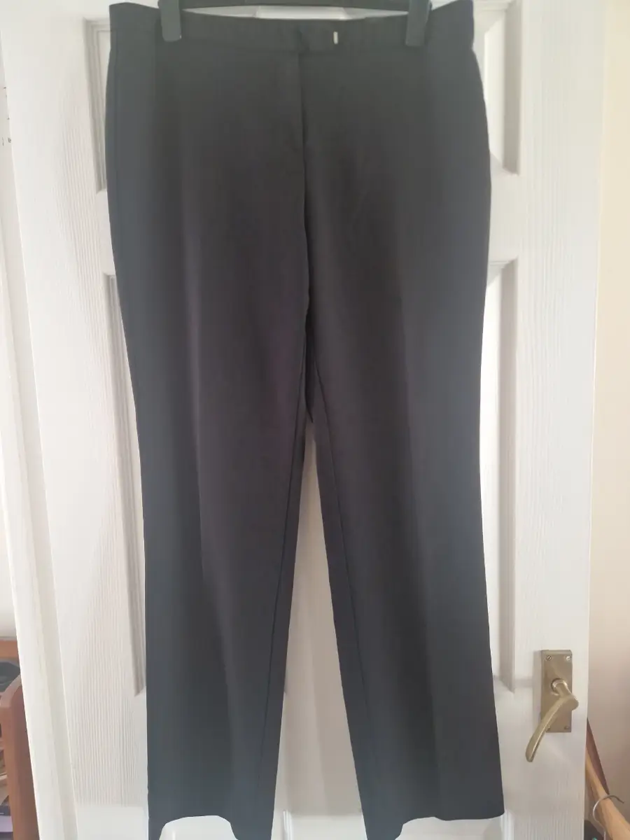 ✨ F&F Size 14 Smart Black Straight Leg Office Trousers – Workwear Essential!