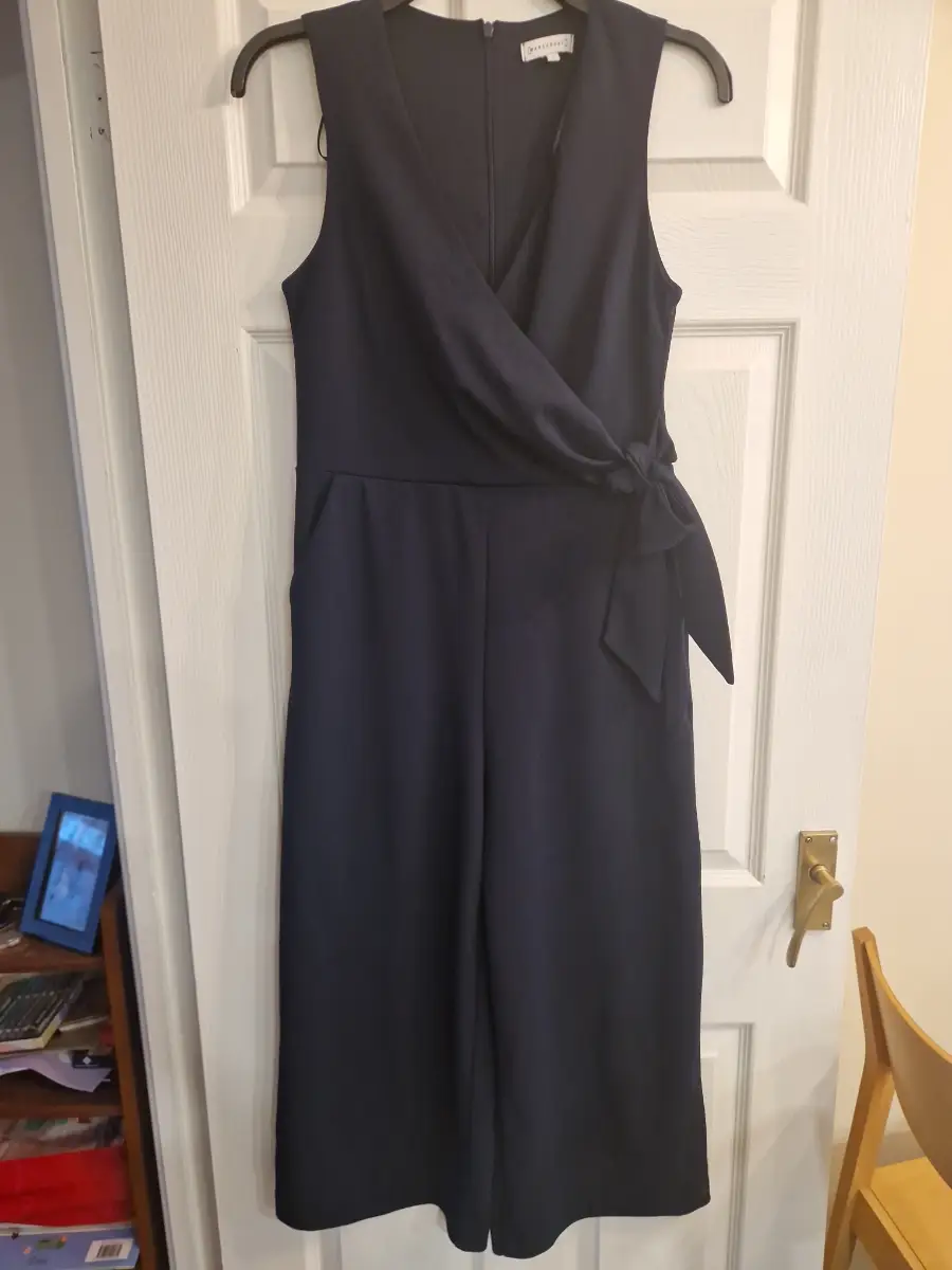✨ Warehouse Navy Jumpsuit Size 12 💙 Wide Leg • Bow Detail • Pockets ✨  DESCRIPTION