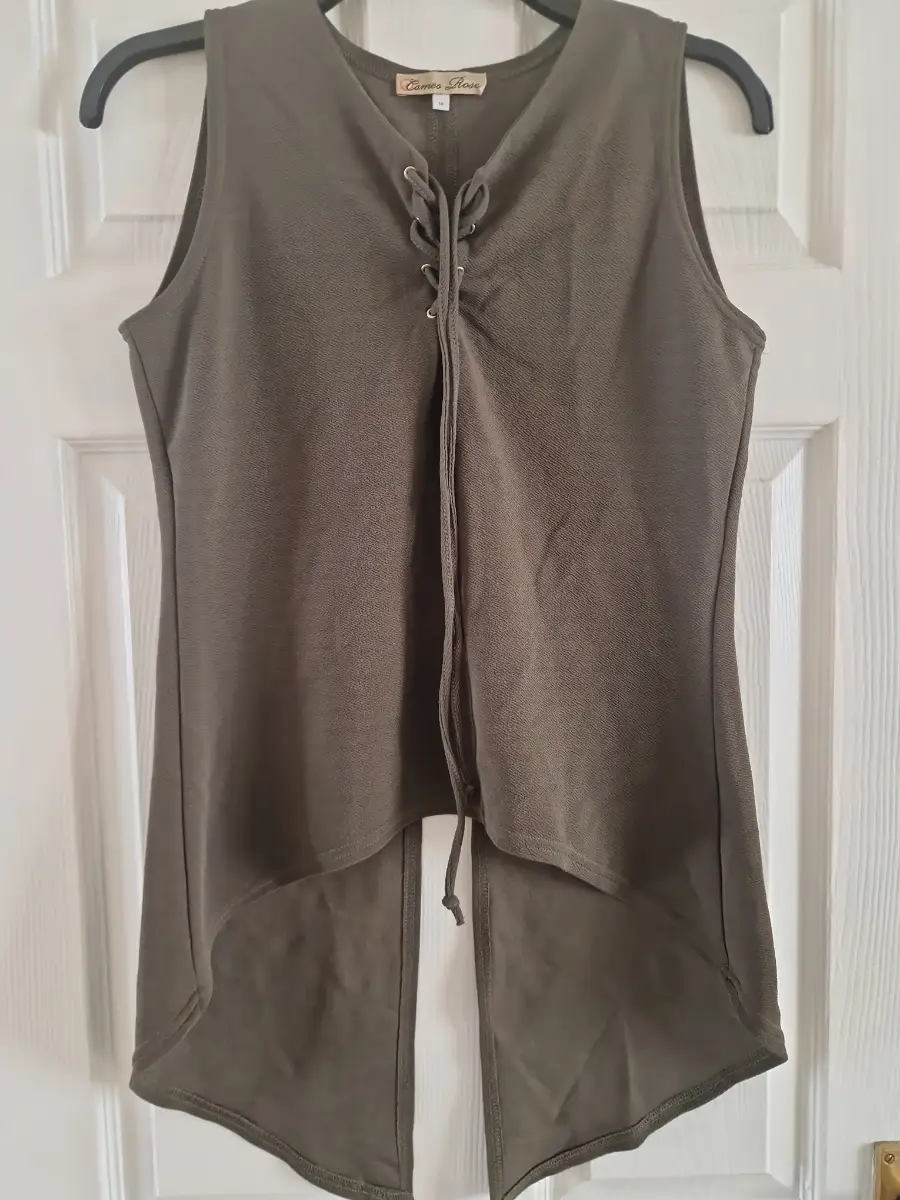 Cameo Rose Khaki Vest Top Size 14 Stylish Casual Summer Basic