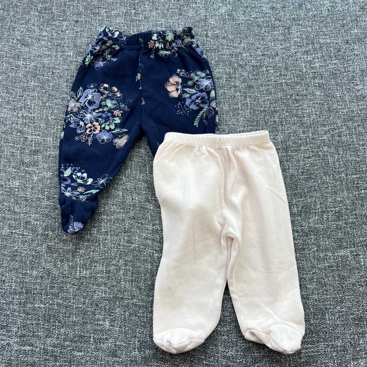 Girls 0-3 month pinch and navy floral print footed leggings bundle