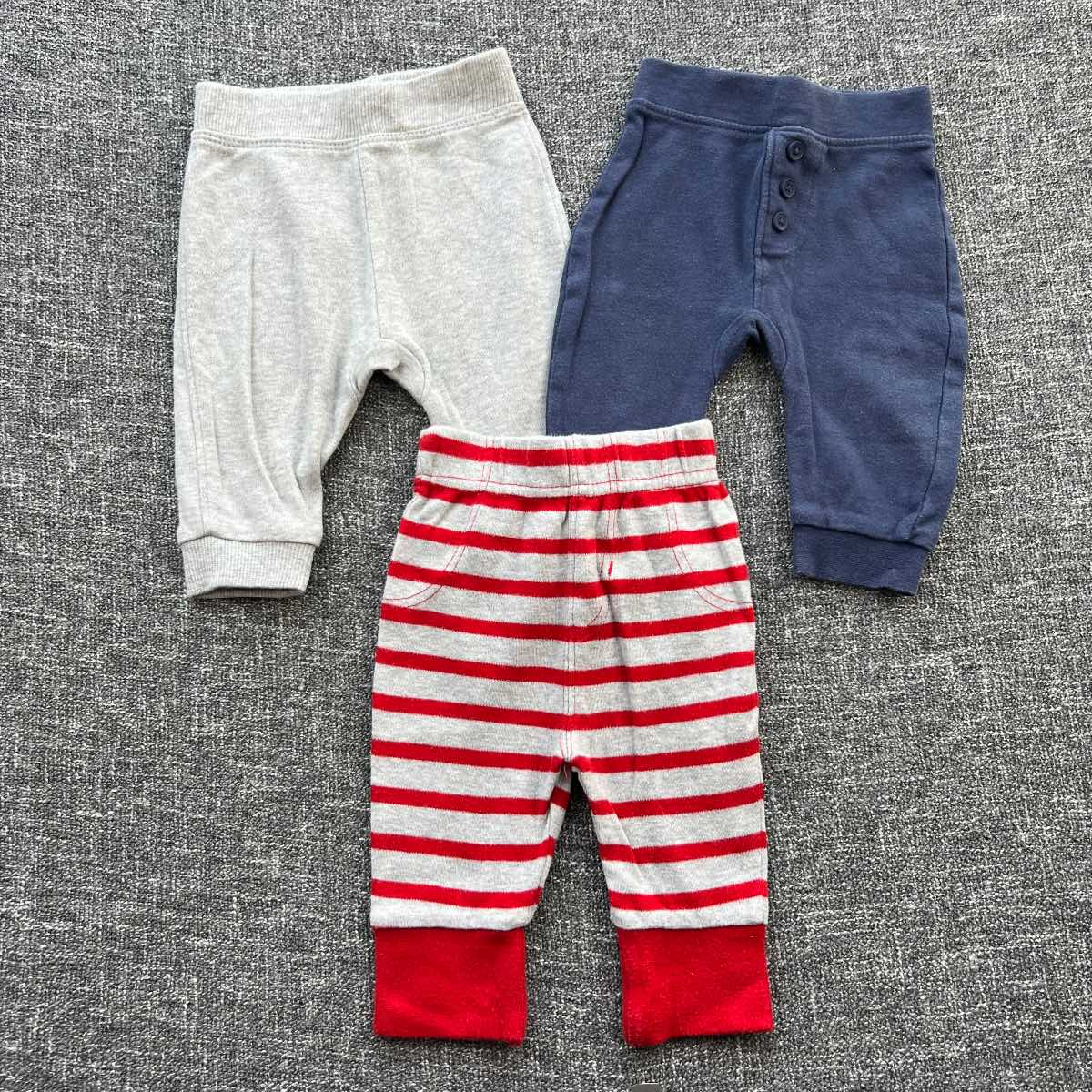 Boys 0-3 months grey navy and red Autumn winter leggings 3 pack