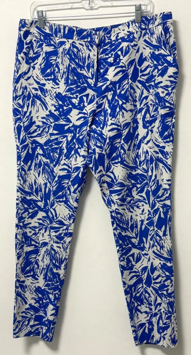 Blue & White Patterned Trousers – Elastic Waist – Lightweight Summer Pants – Size M