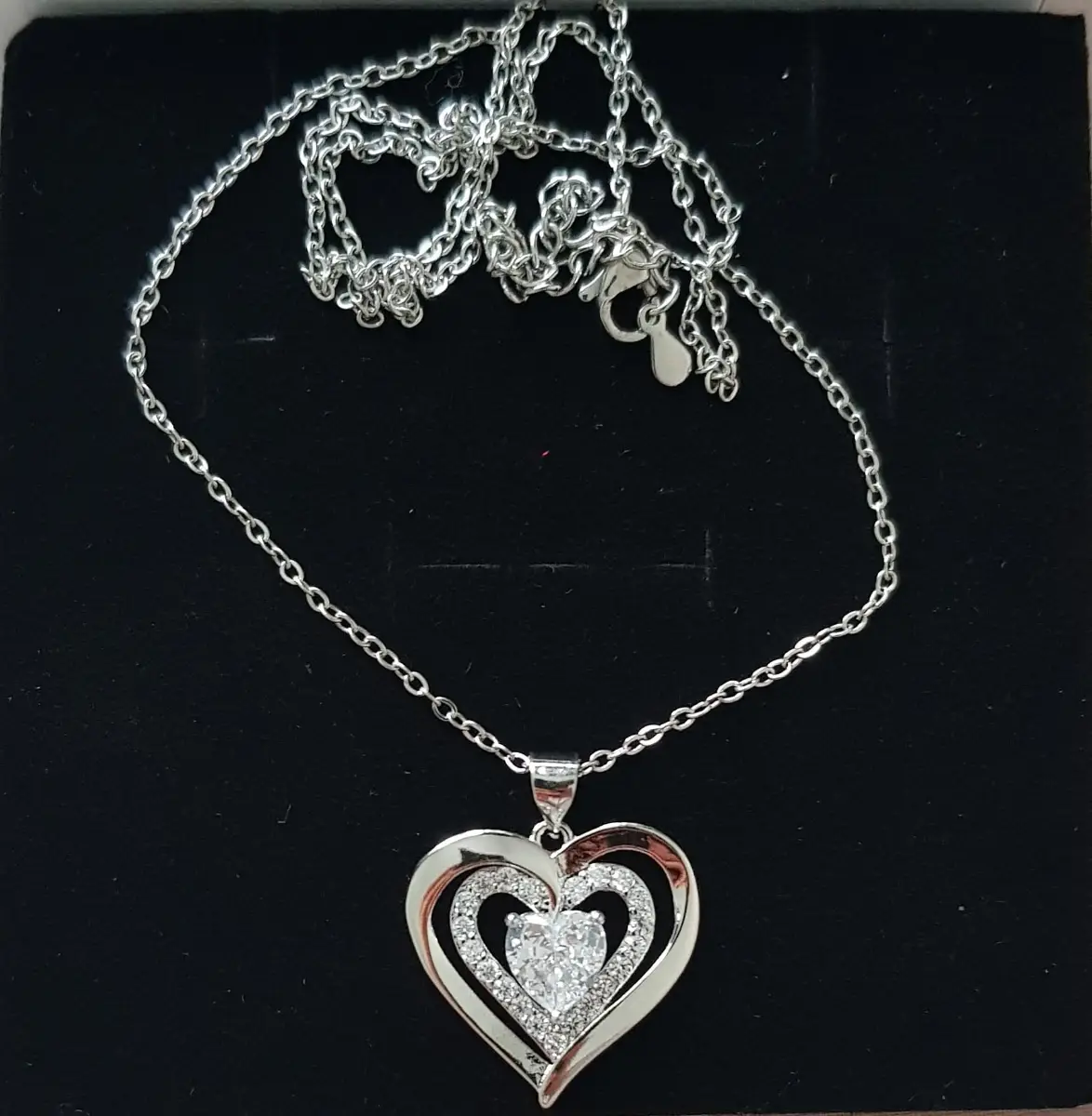 Silver Heart Pendant Necklace – New