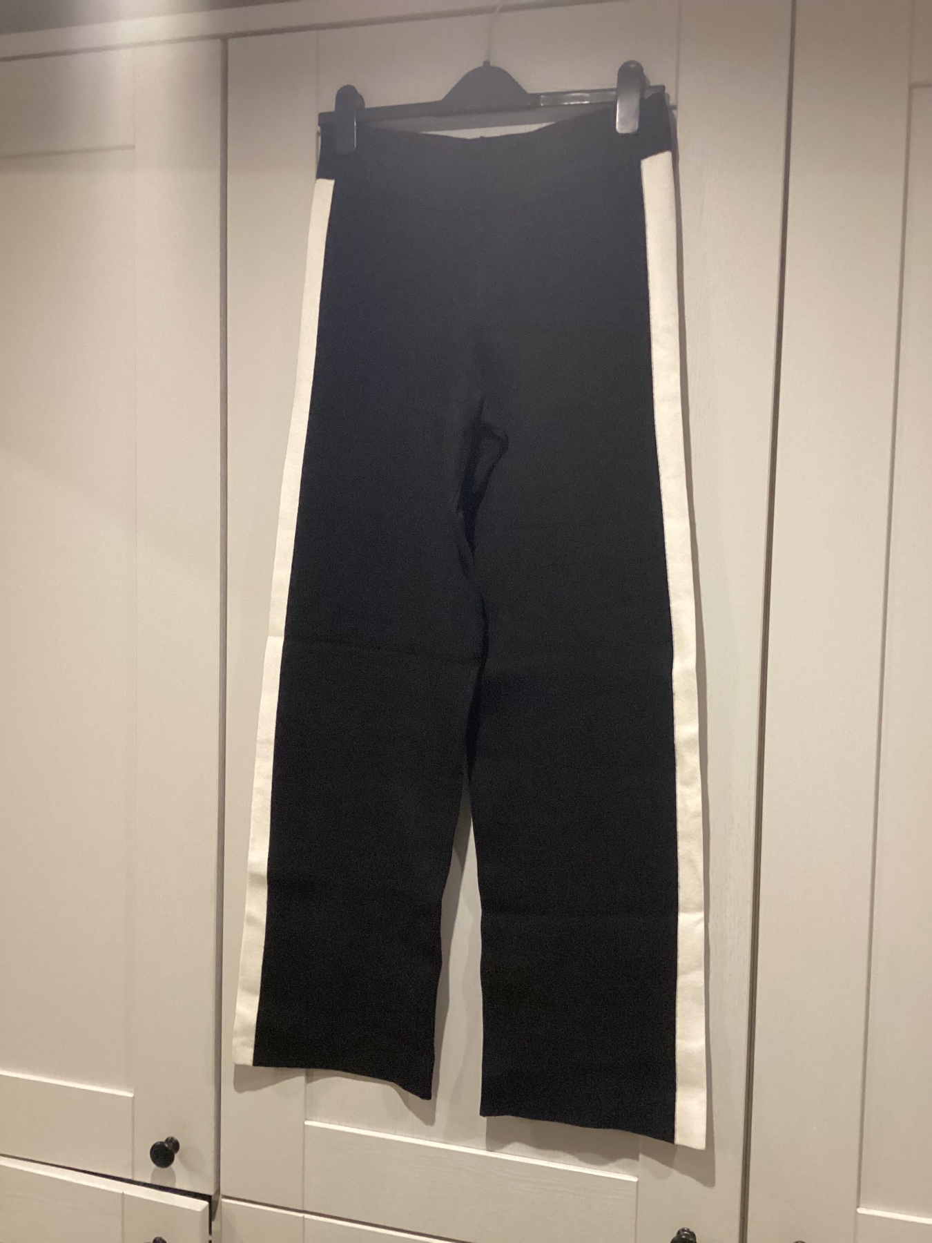 Mango BNWT Black Knit Side Stripe Trousers Wide Leg Size M Loungewear Joggers