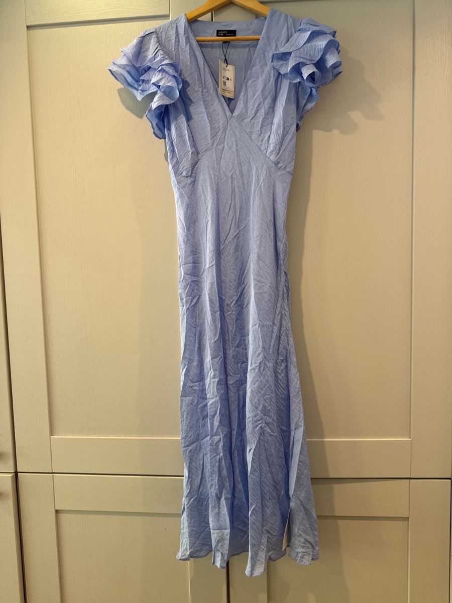 Nobody’s Child Blue Frill Sleeve Layla Midi Dress