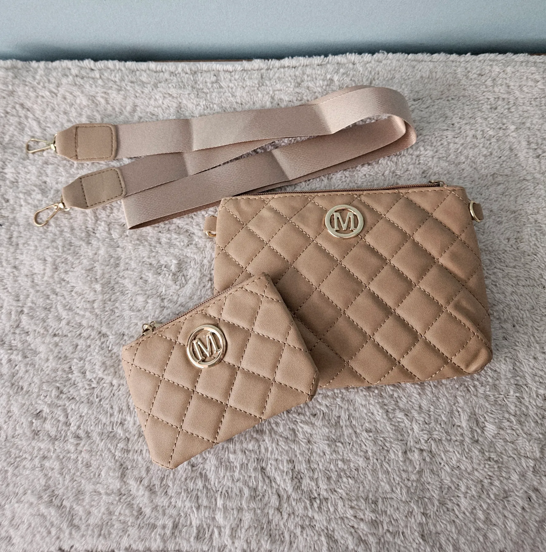 Cross body bag with purse