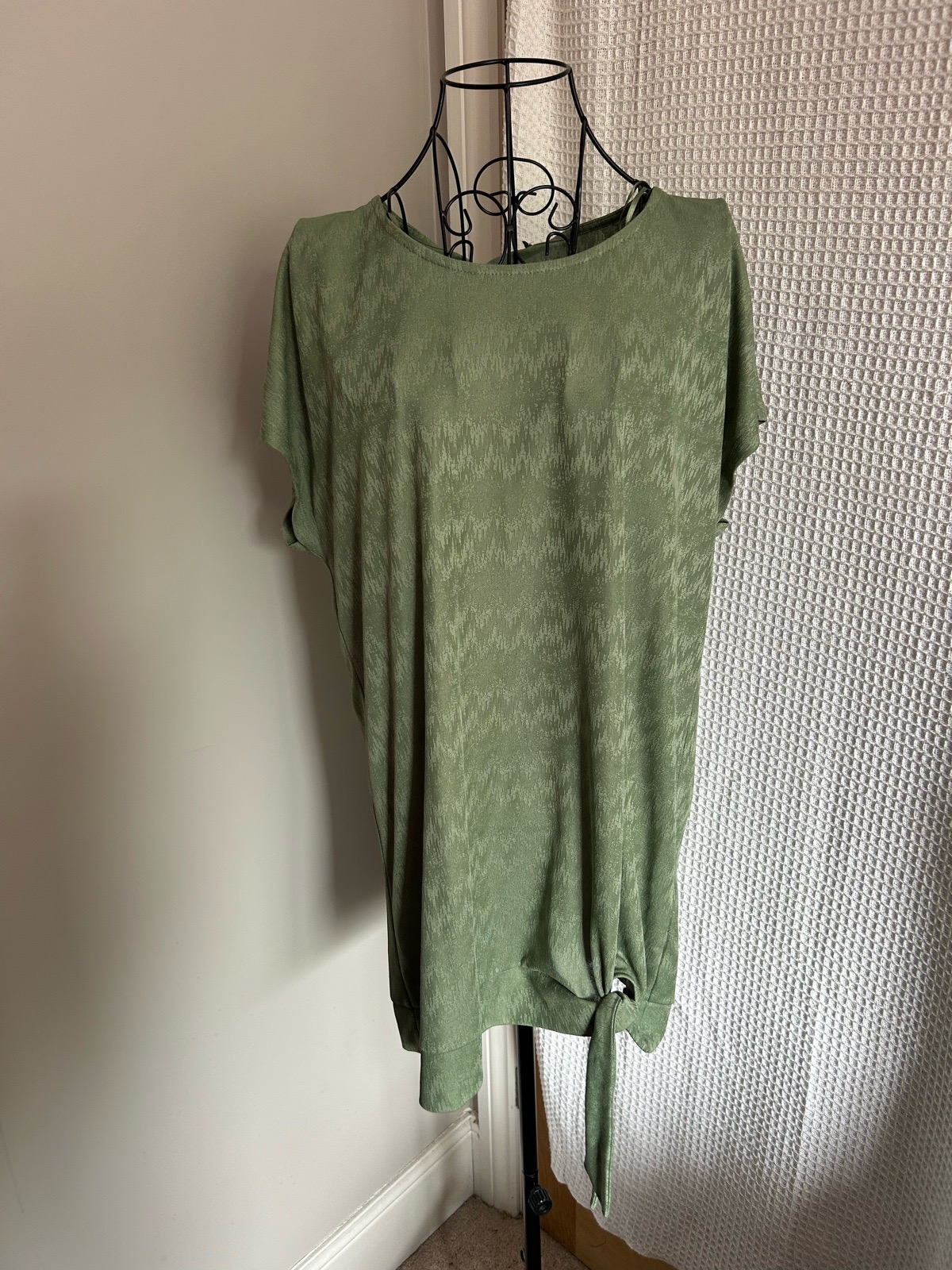 Bonmarche Side Tie Green Top with Neck Scarf Size 18 New with Tags