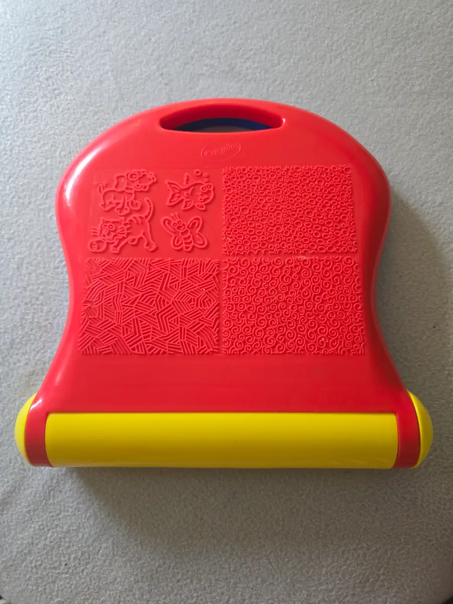 Crayola 5 in one easel