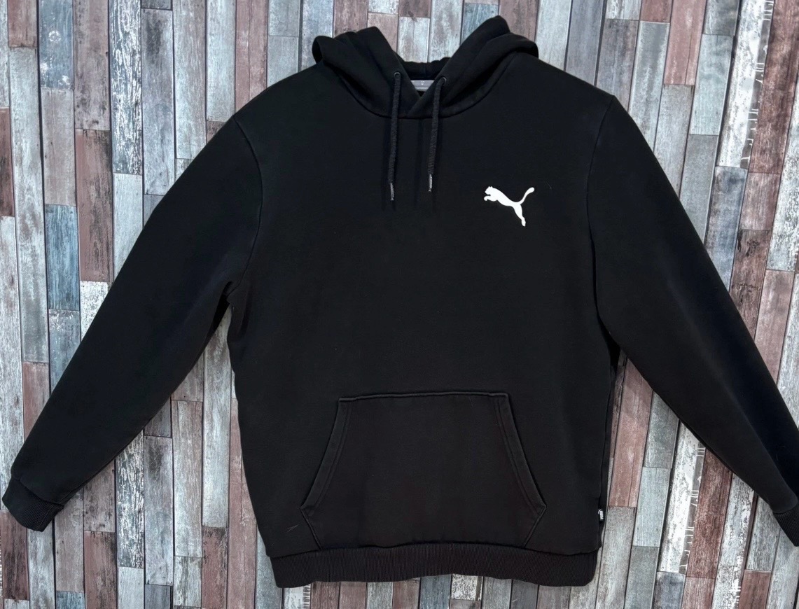 Puma Essentials Black Hoodie (medium)