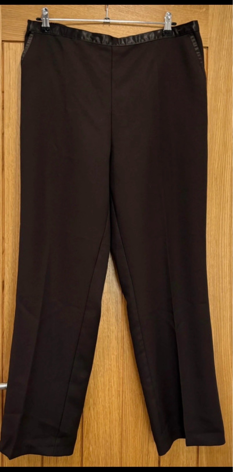 Damart Straight Leg Trousers with Satin Trim (size 20)