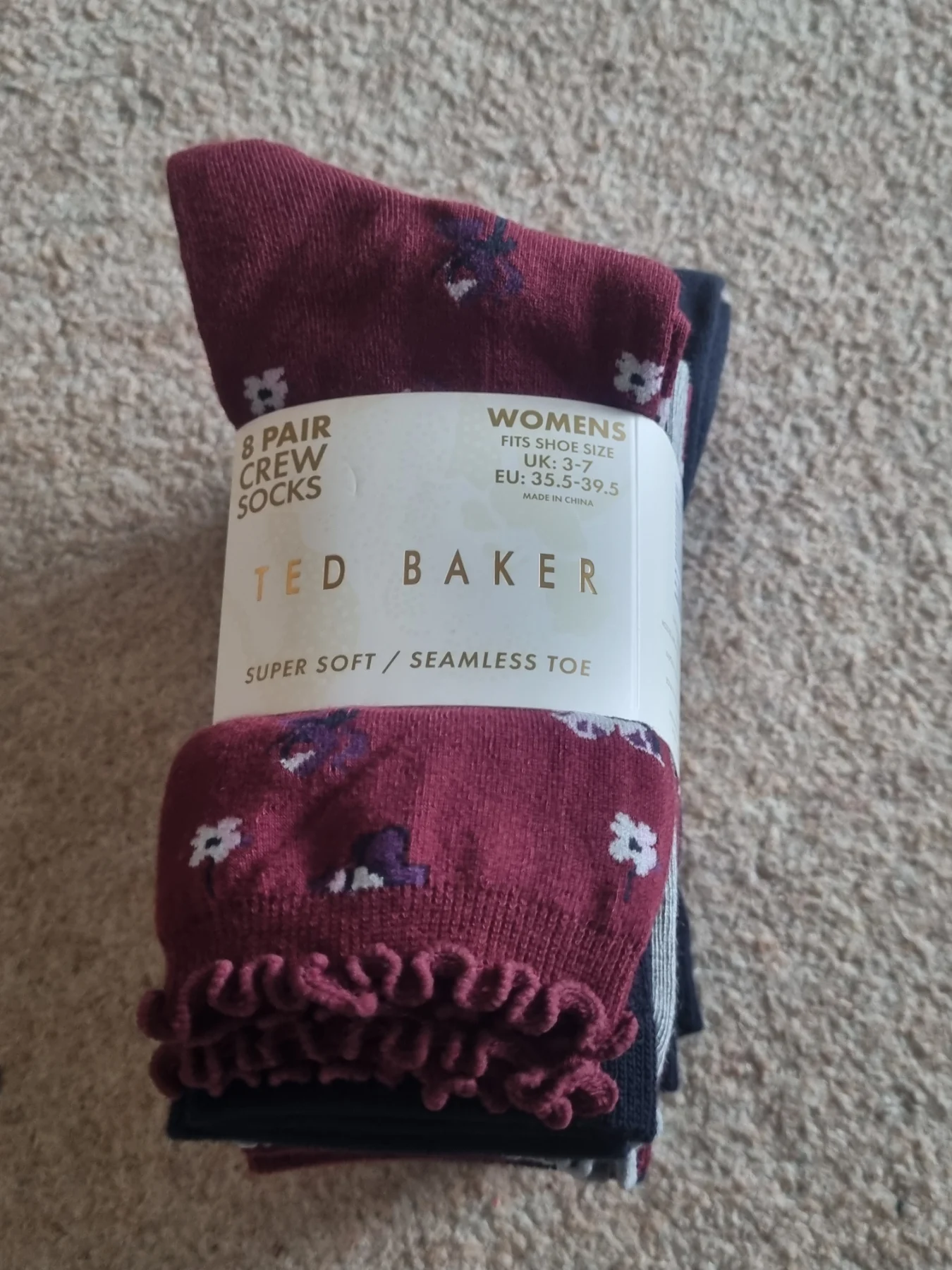 8 pair socks