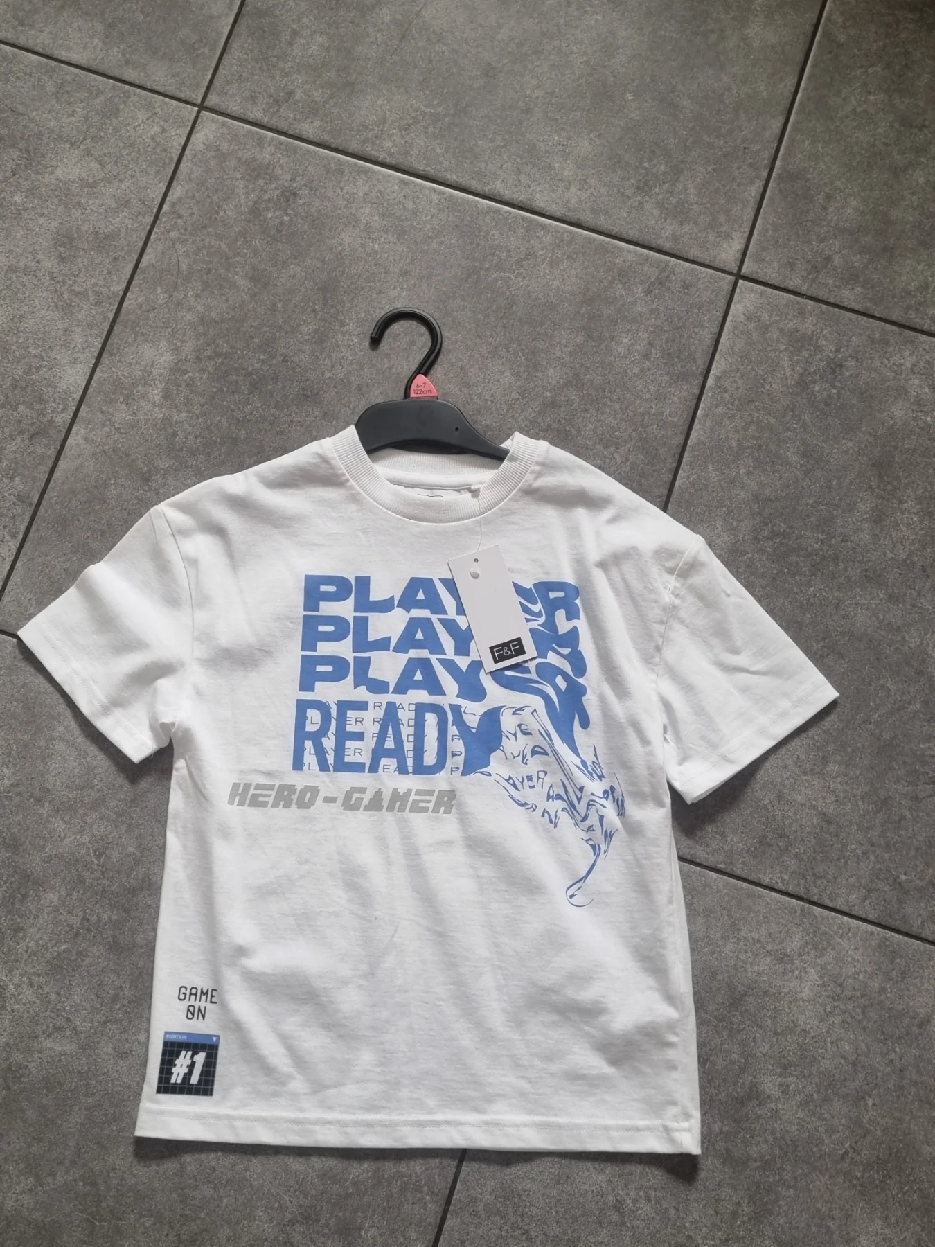 T shirt 6/7Y
