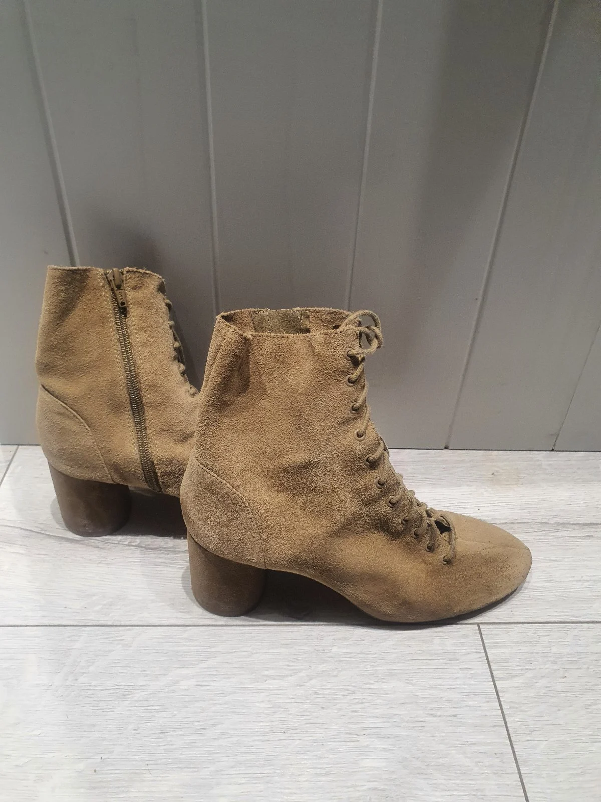 Zara boots size 6