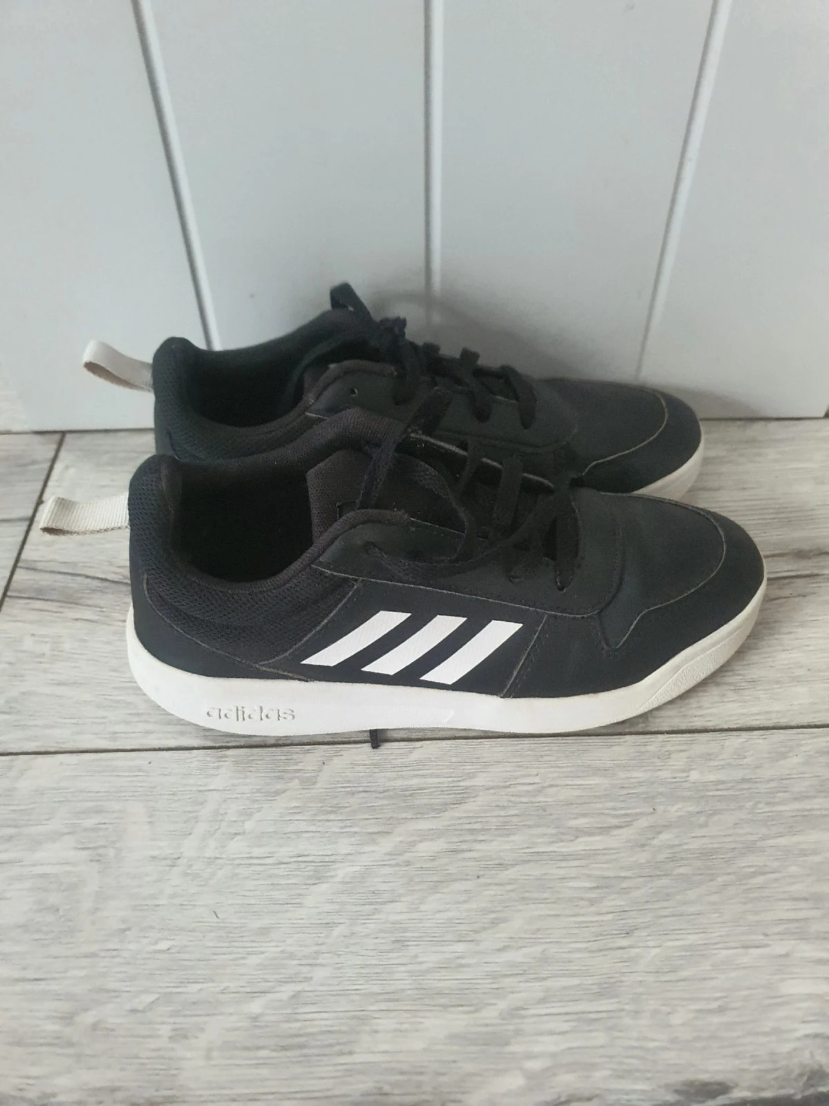 Black Adidas trainers size 3