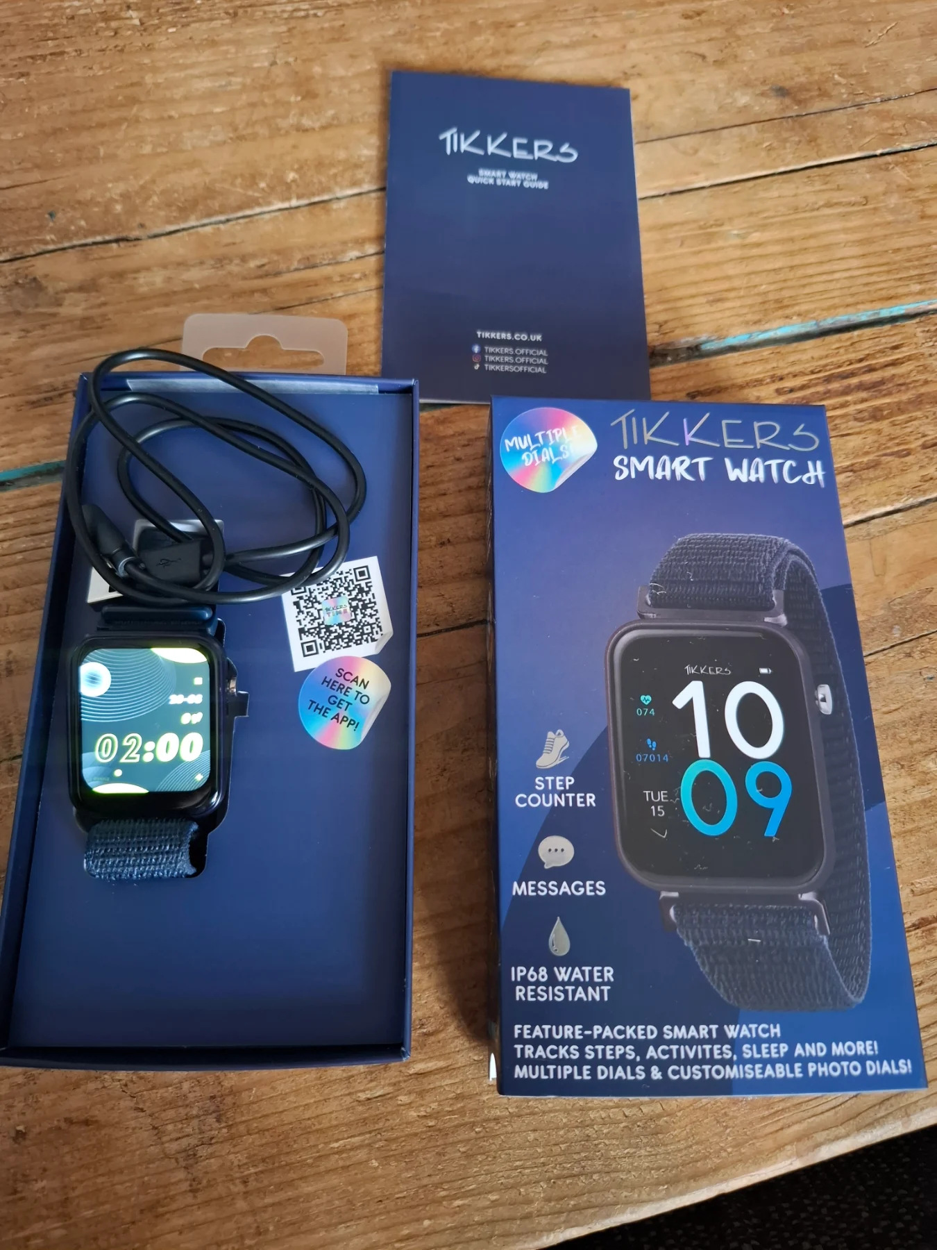 Kids trekker smart watch step counter velcro strap