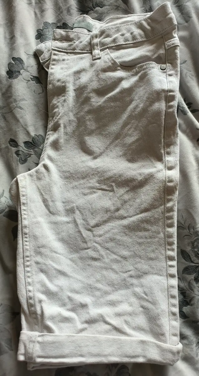 Ladies white jean shorts UK size 10