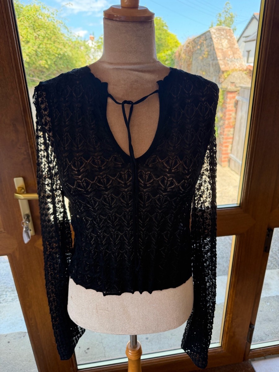 Zara black knitted long sleeve top