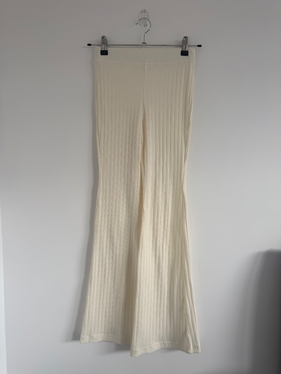 Cream white ribbed flared leggings w22 l31 UK 6