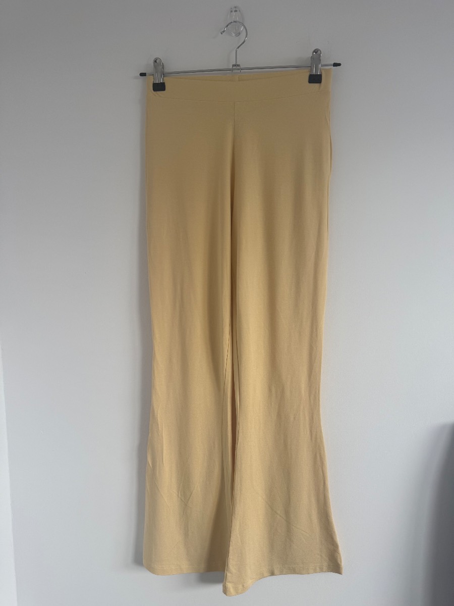 Petite kick flare trouser leggings in buttermilk yellow UK 8