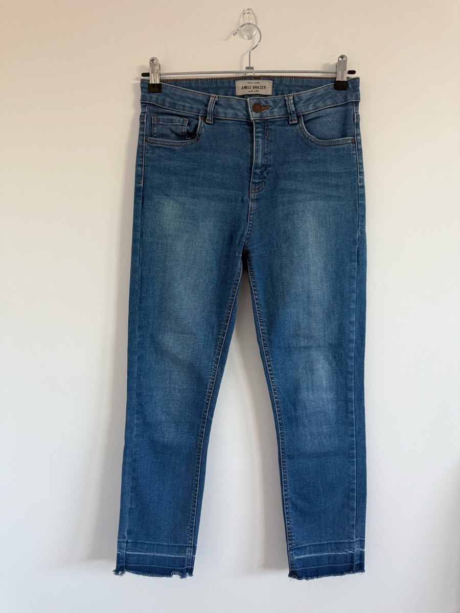 New Look ankle grazer skinny jeans in blue cropped petite