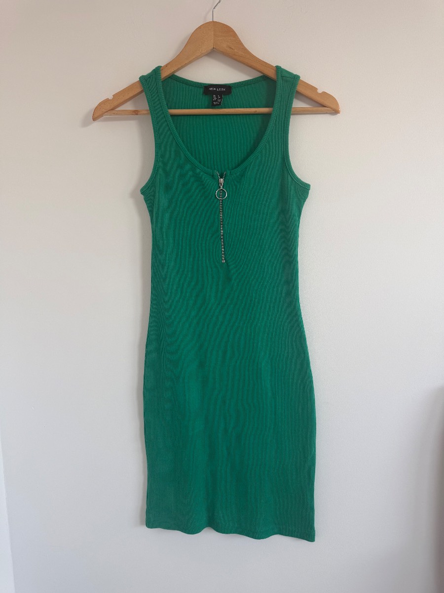 New Look ribbed summer mini dress in green with ring zip detail UK 6 to 8