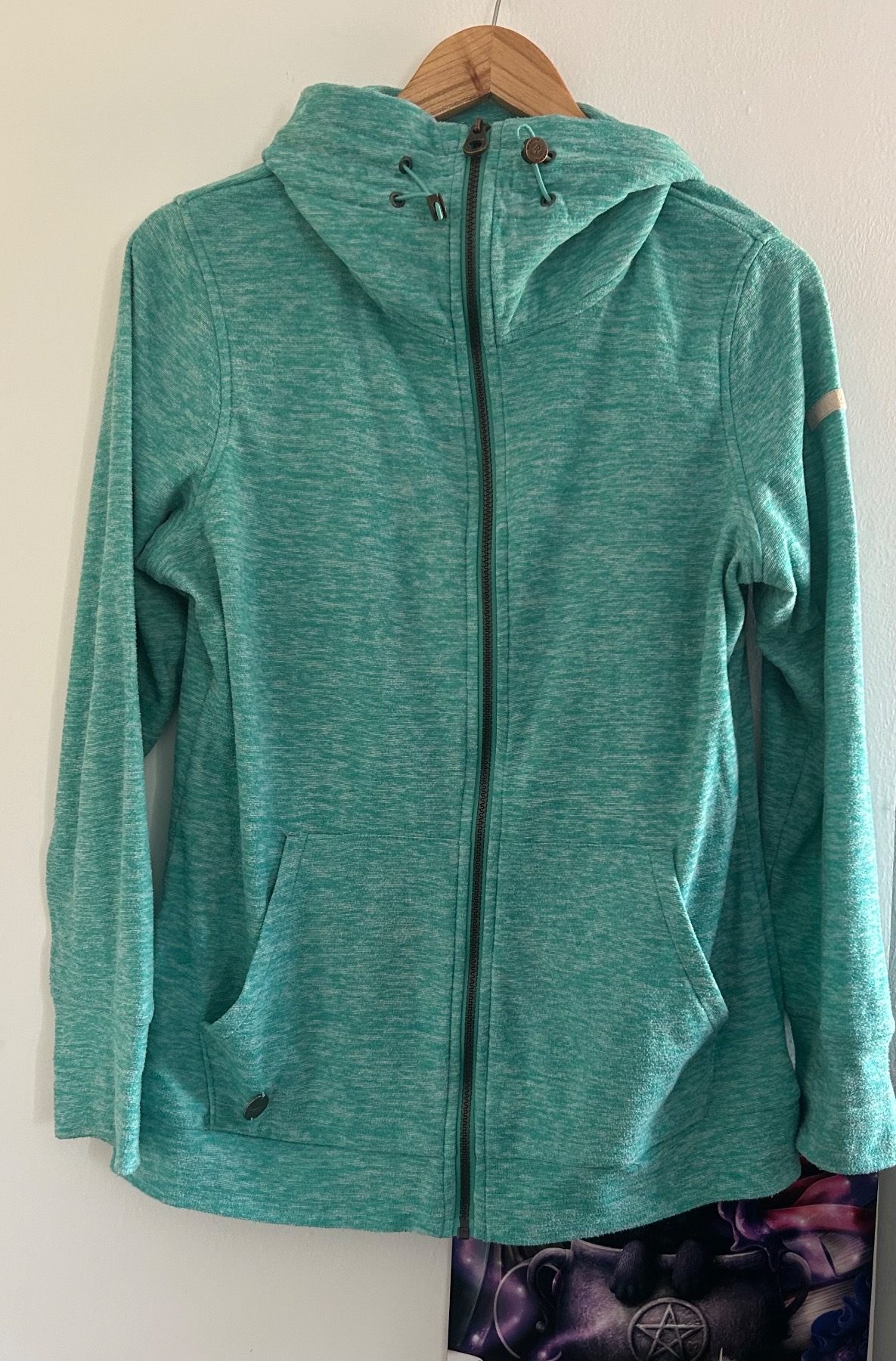 Regatta women’s funnel neck full zip jacket. Size 14