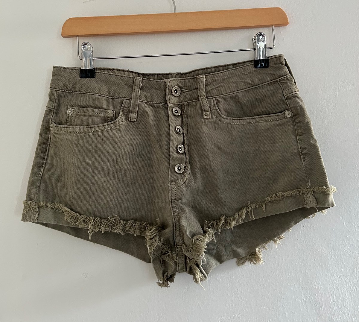 River Island frayed khaki denim shorts. Size 8