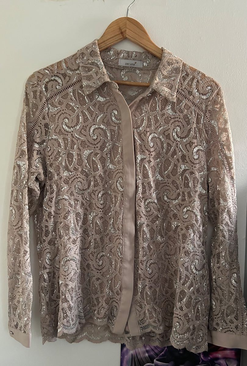 Per Una beige blush lace metallic blouse. Size 16