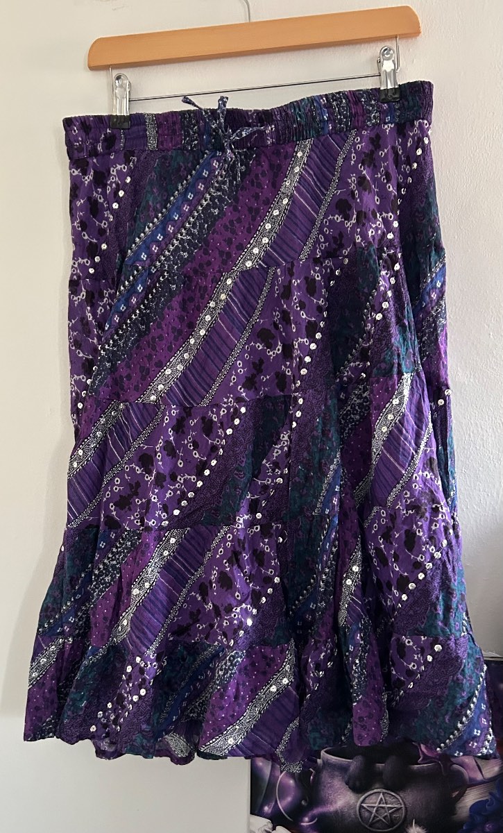 Fairycore vintage purple sequin skirt. One size