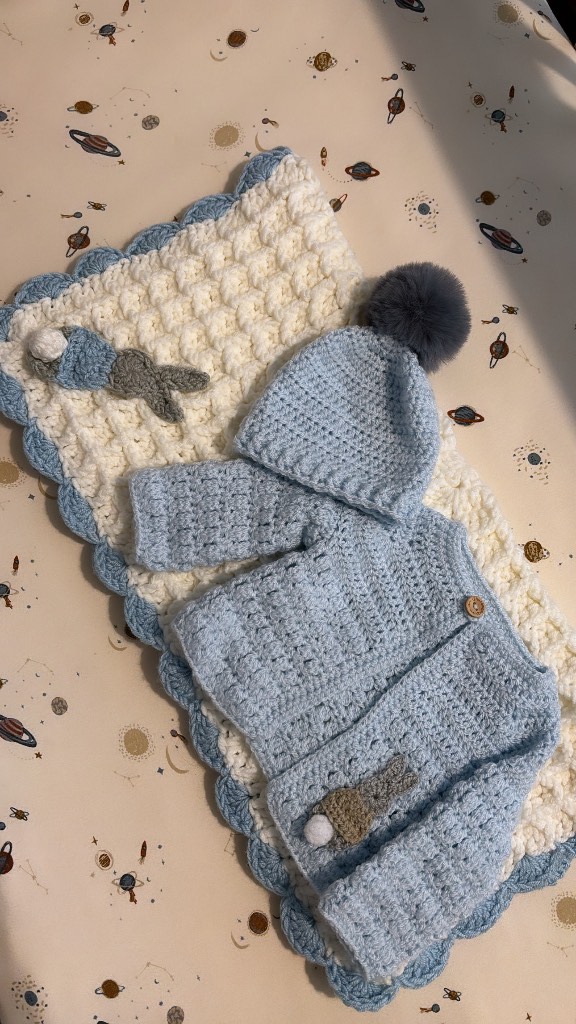 Hand Knitted Baby 3 Piece Set