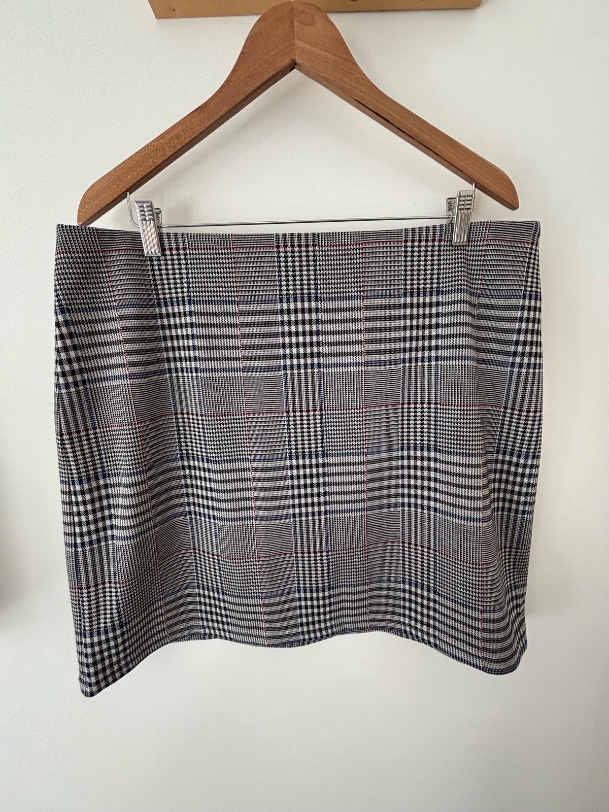 🩶 M&S Collection Grey Mix Checked A-Line Short Skirt – UK 18