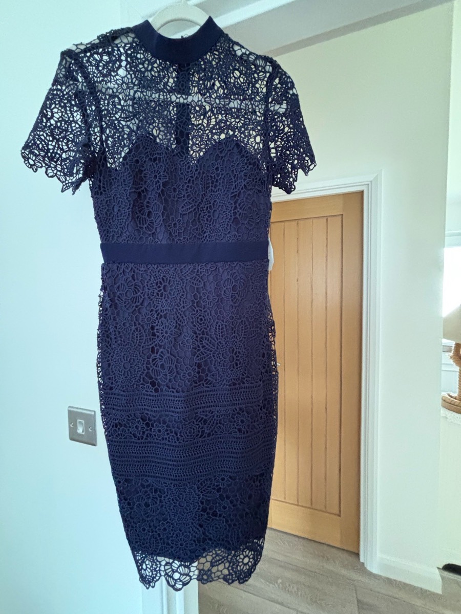 ✨ Paper Dolls Navy Lace Midi Dress – High Neck Occasion Dress – BNWT – UK 8
