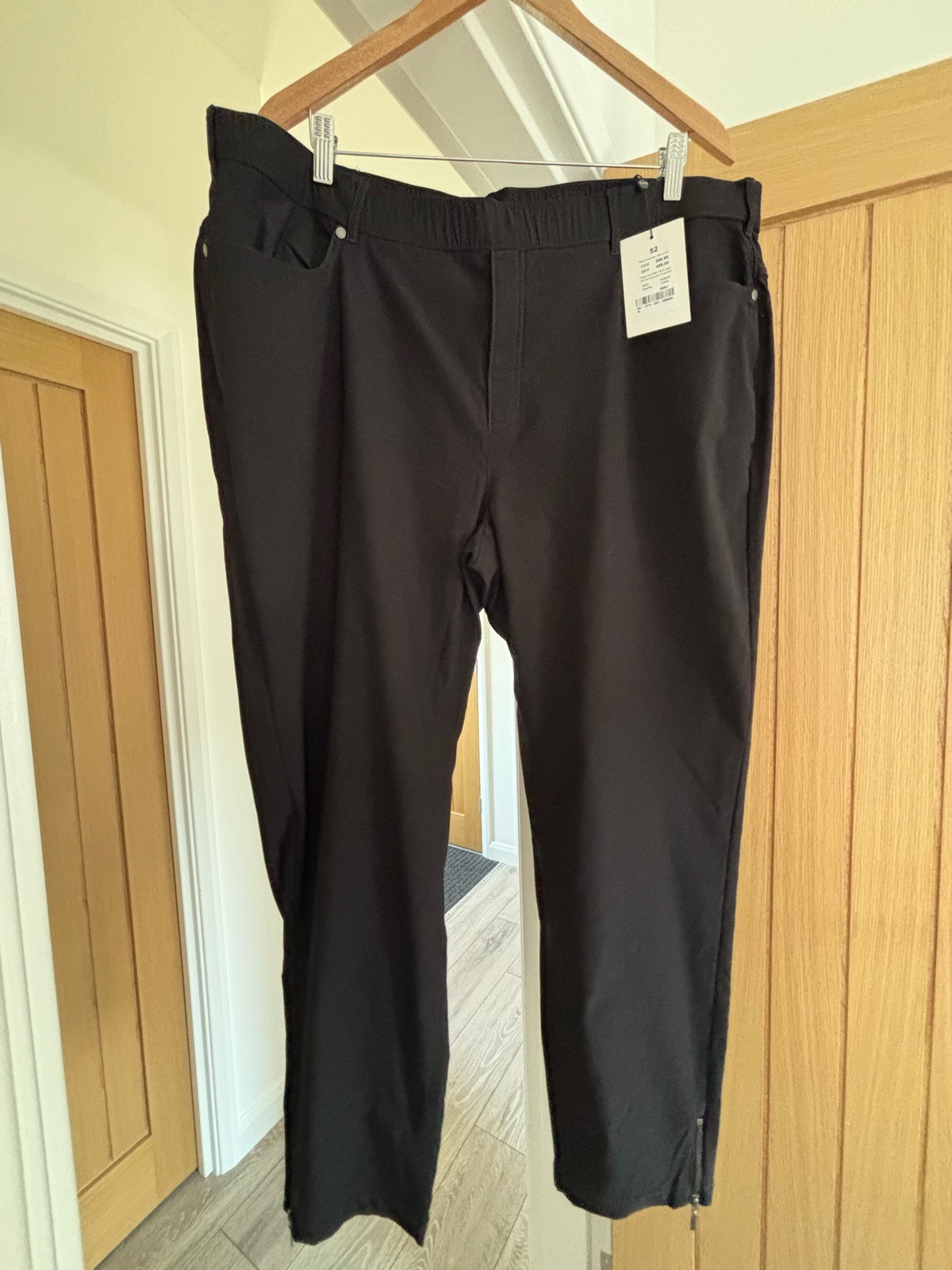 CISO Sofia Slim Fit Black Trousers EU 52 / UK 24-26 BNWT