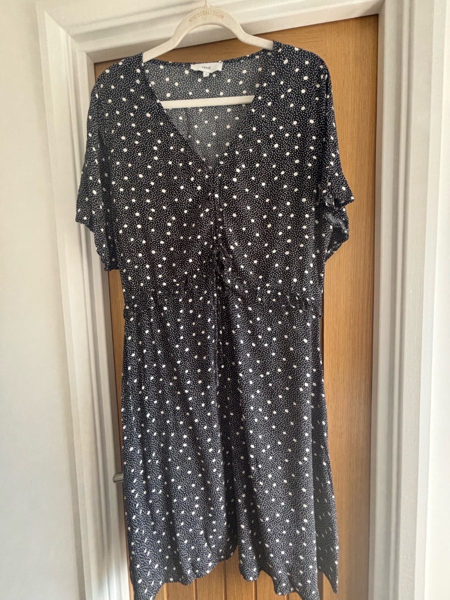 🖤 Next Black & White Polka Dot Tea Dress – Size 16 🖤