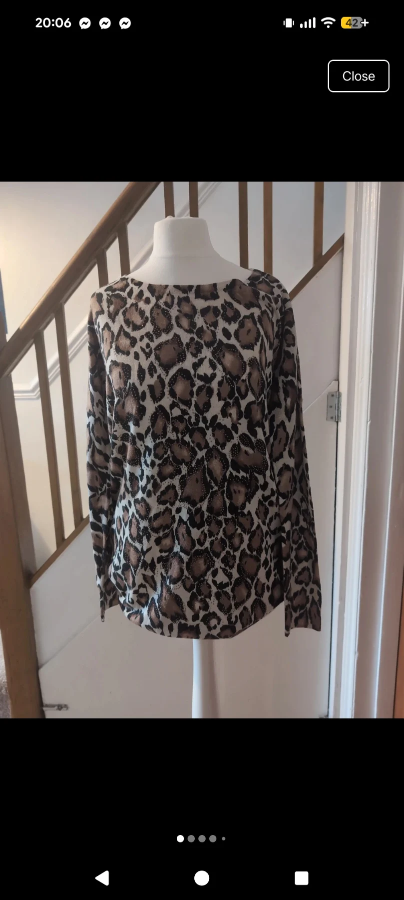 Wallis size small leopard print jumper